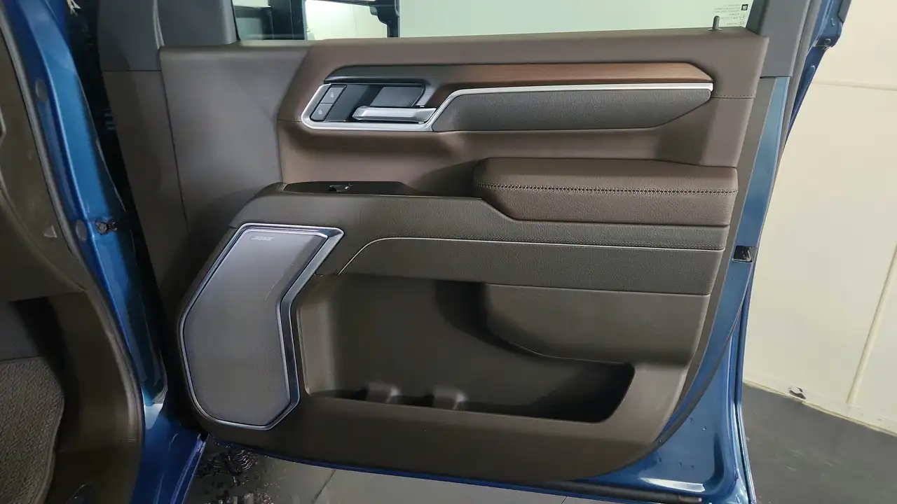 GMC Sierra 2500HD снимка GMC Sierra 2500HD