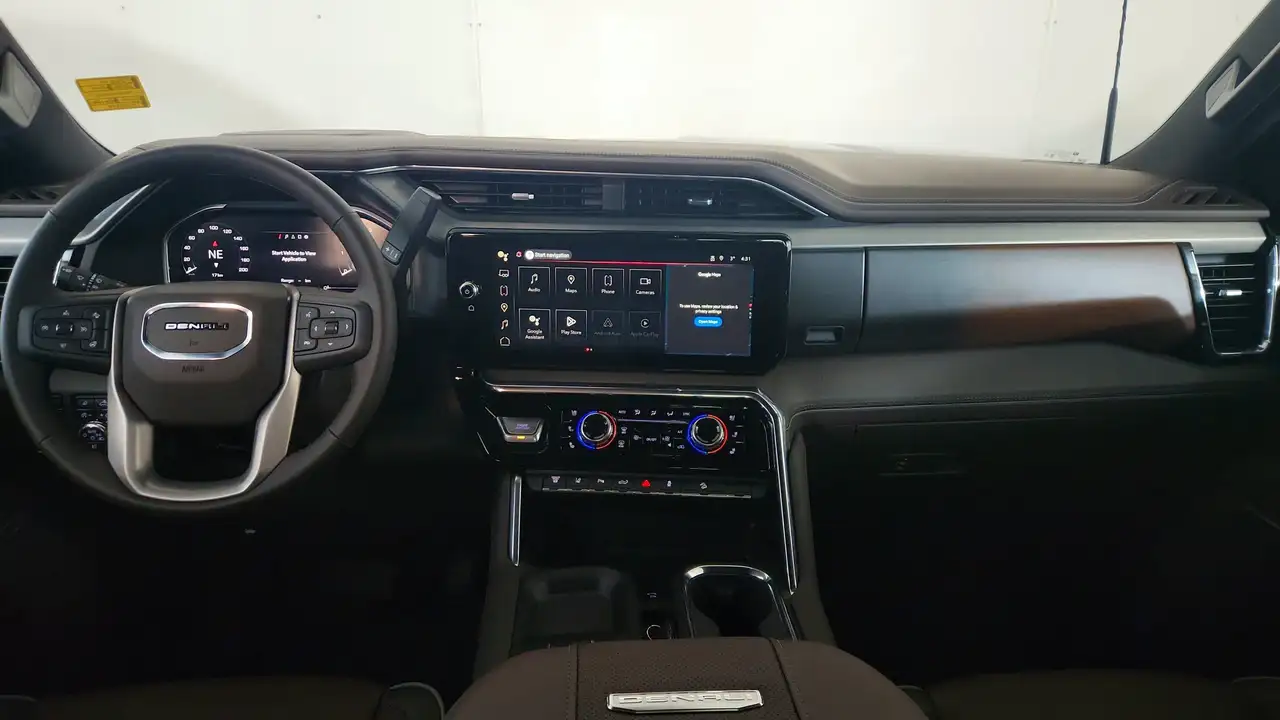 GMC Sierra 2500HD снимка GMC Sierra 2500HD