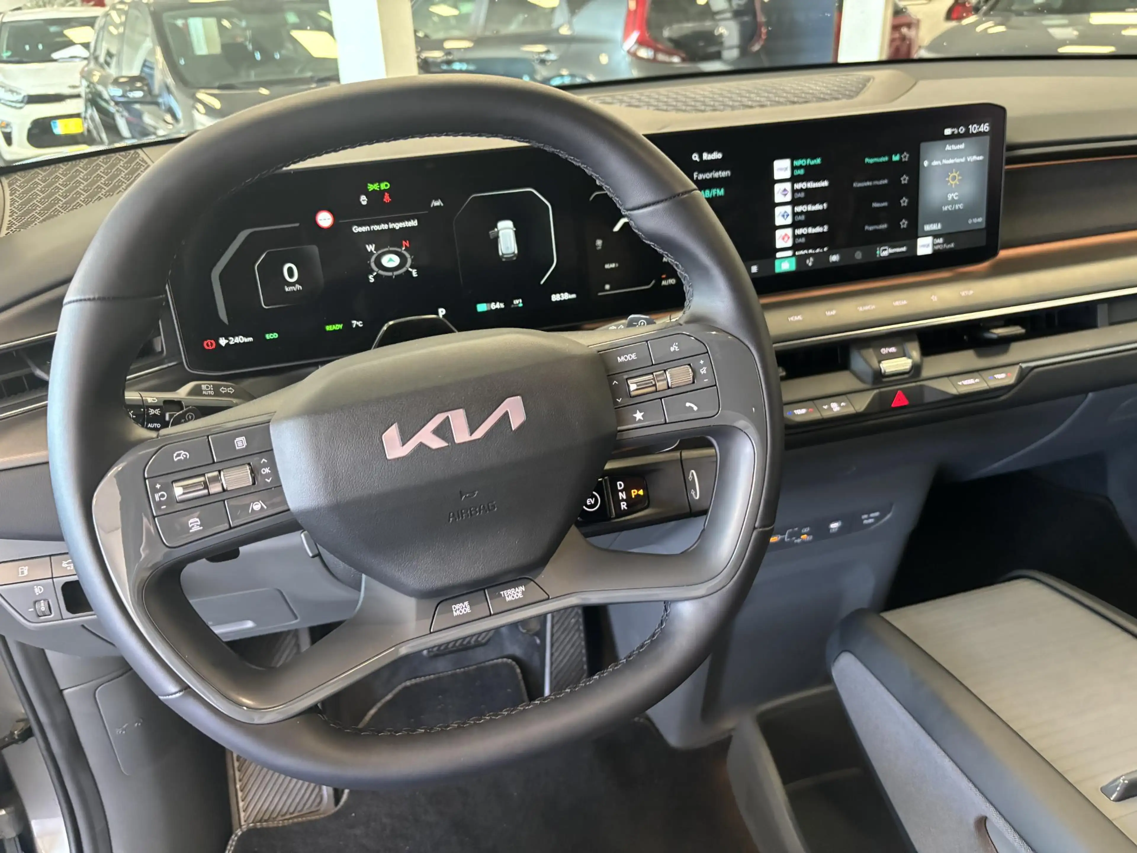 Kia EV9 Plus AWD 99.8 kWh — photo 6