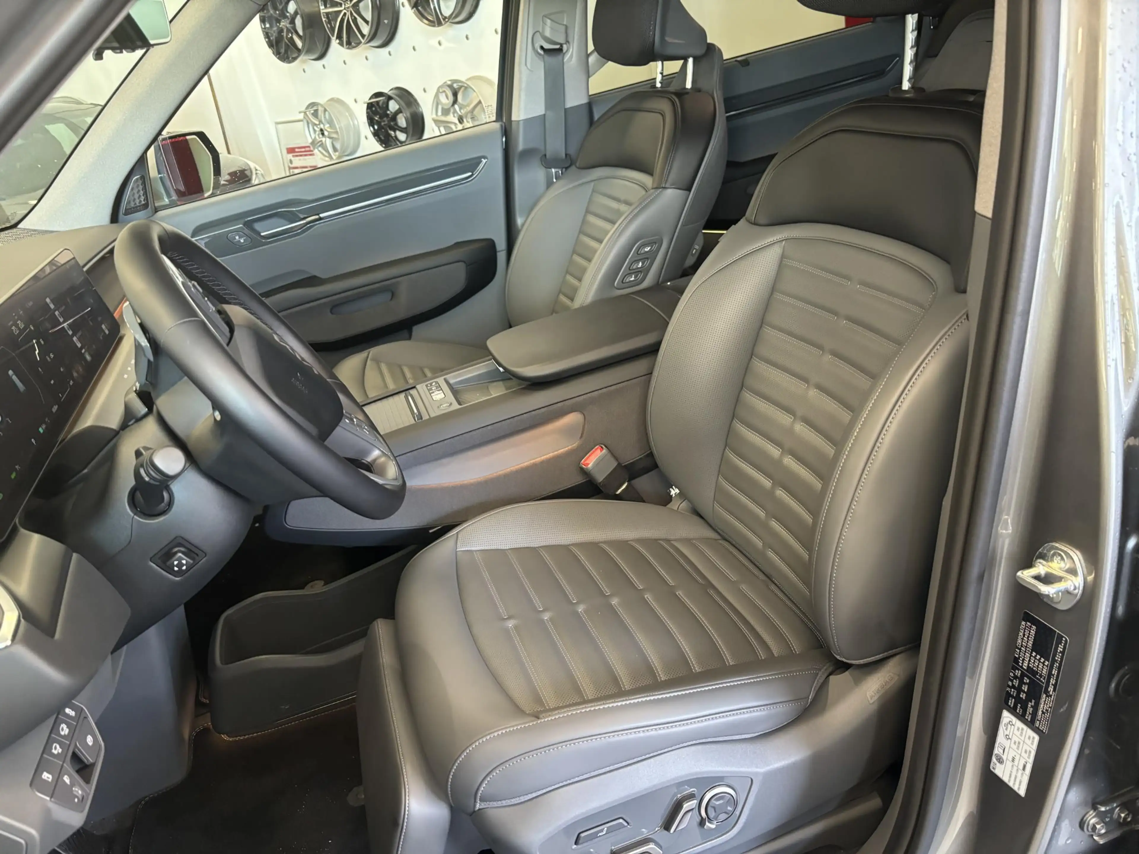 Kia EV9 Plus AWD 99.8 kWh — photo 5