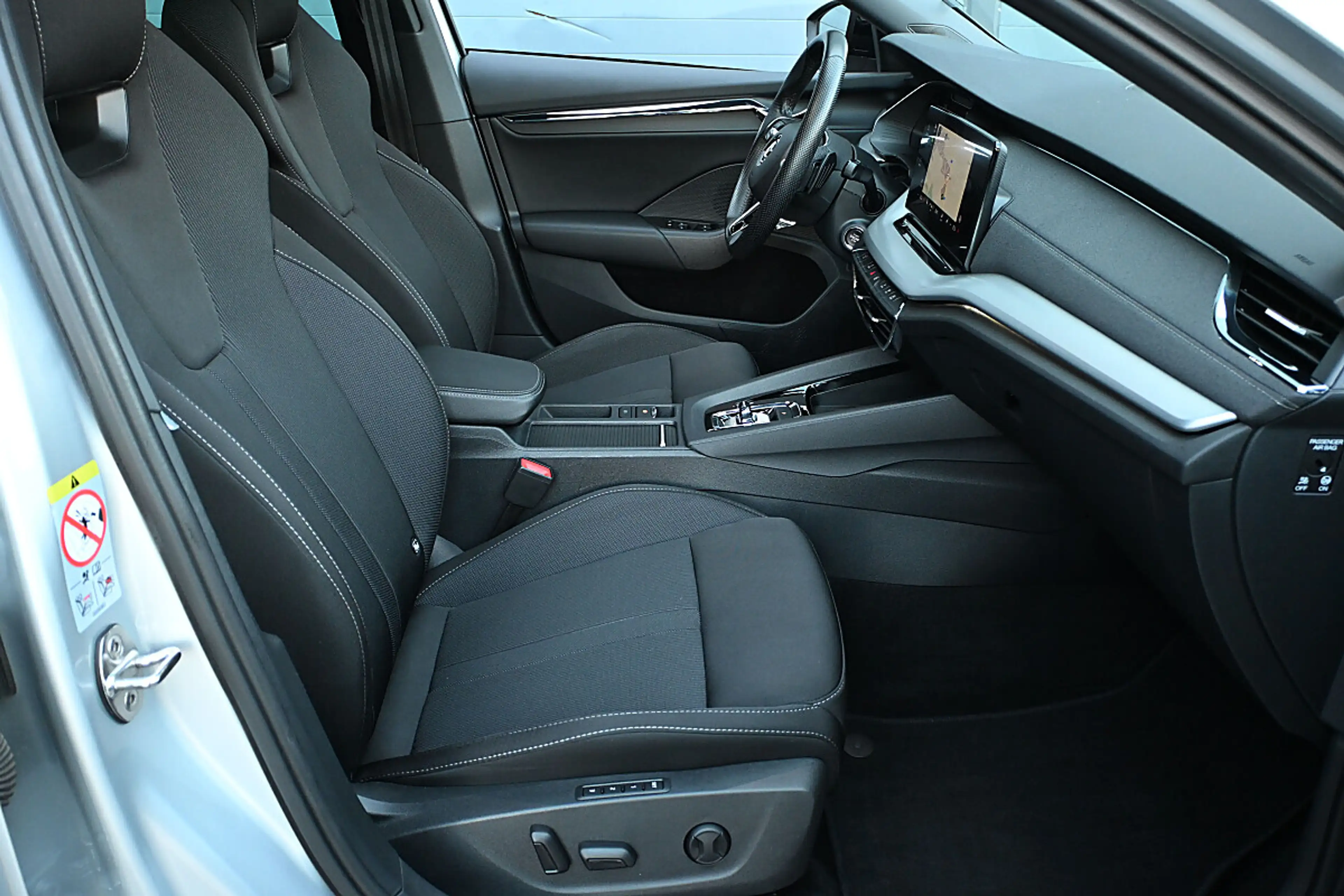 Skoda Octavia Combi 2,0 TDI Sportline DSG ACC, MatrixLED, Nav... — photo 8