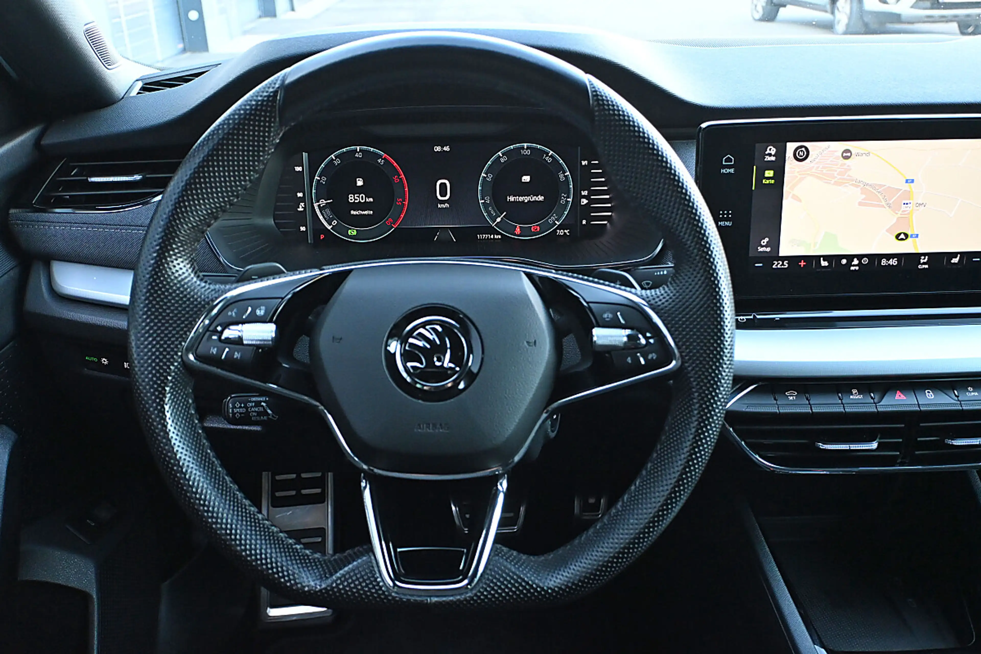 Skoda Octavia Combi 2,0 TDI Sportline DSG ACC, MatrixLED, Nav... — photo 14