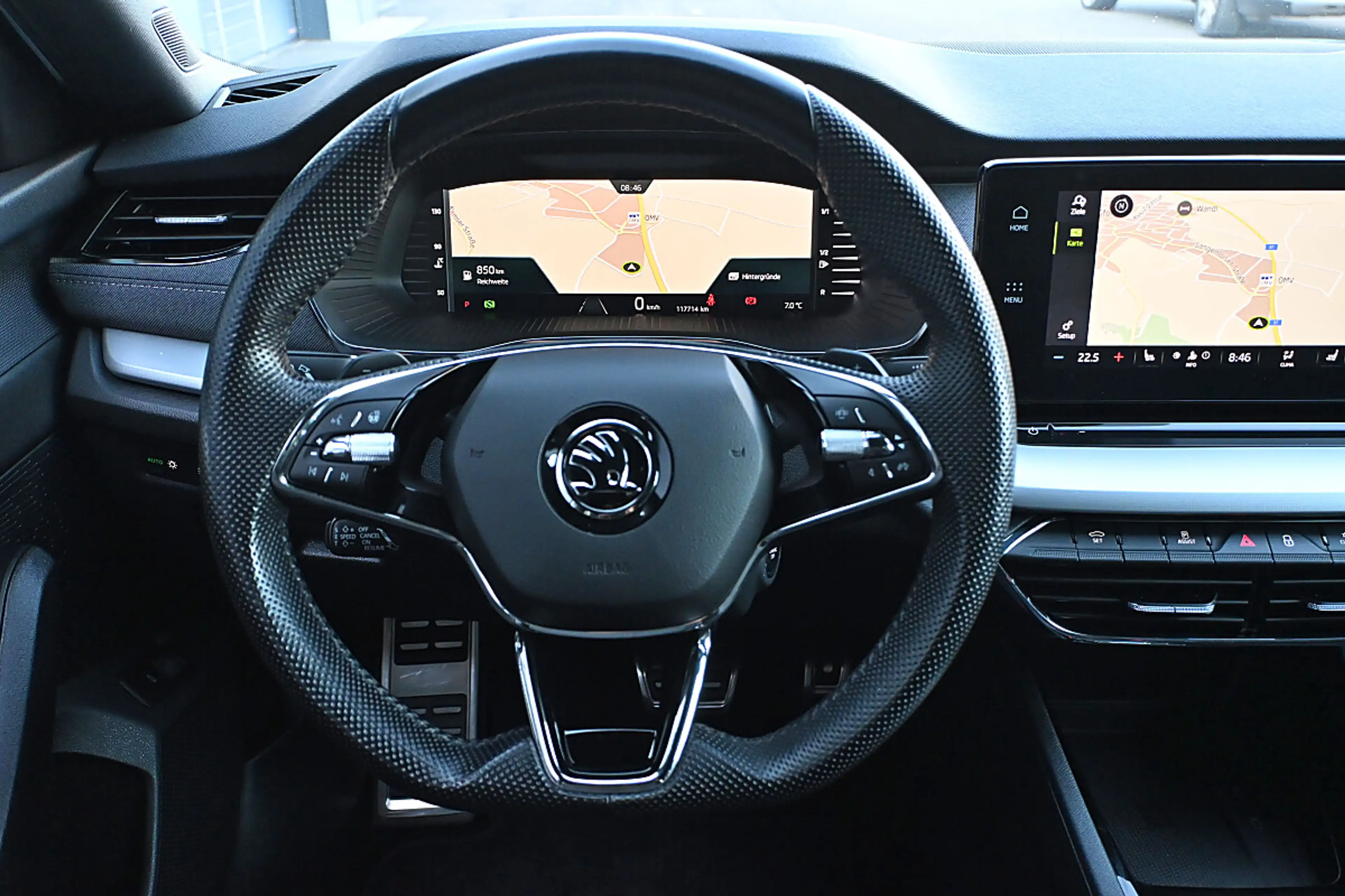 Skoda Octavia Combi 2,0 TDI Sportline DSG ACC, MatrixLED, Nav... — photo 13