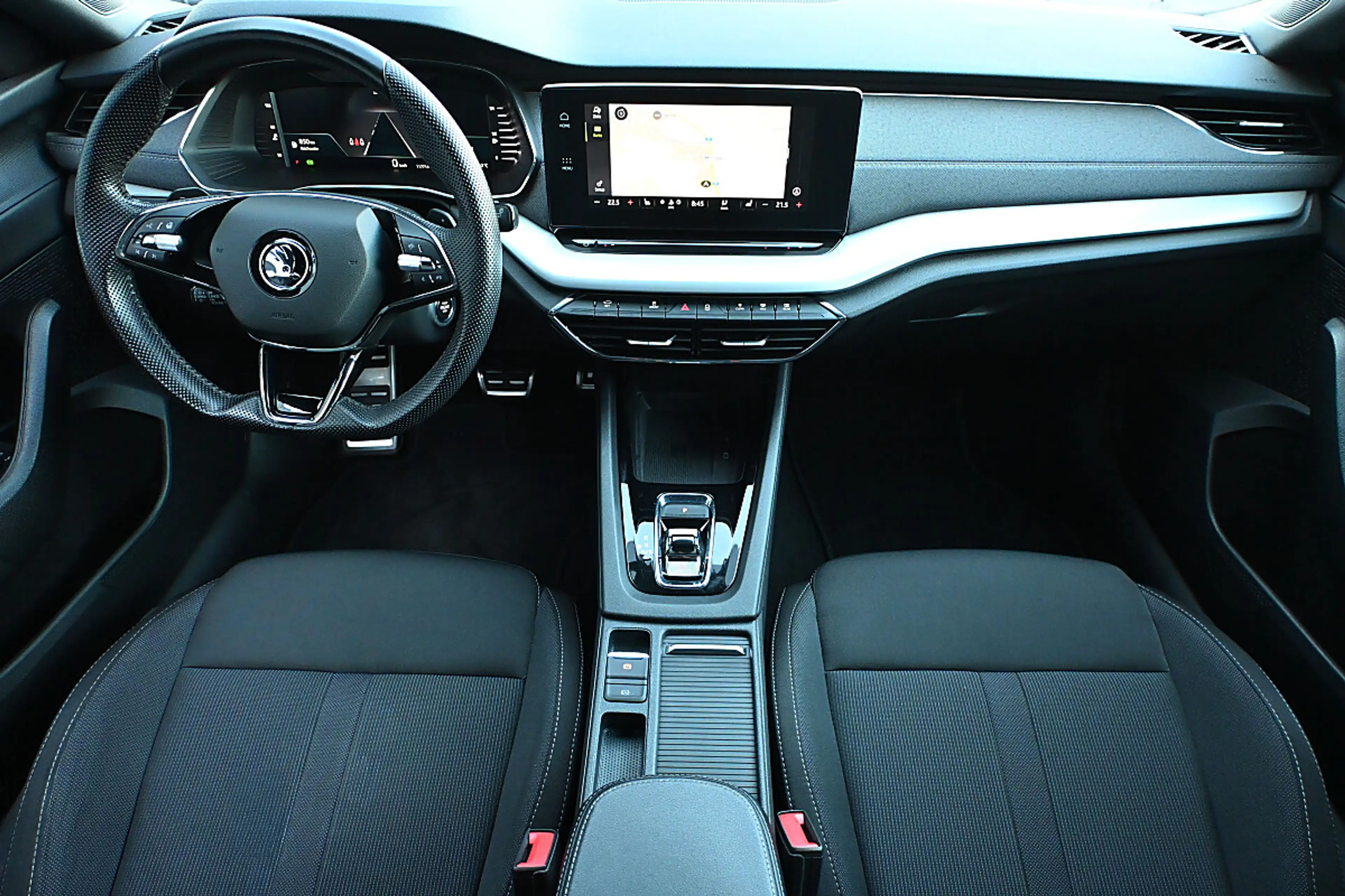 Skoda Octavia Combi 2,0 TDI Sportline DSG ACC, MatrixLED, Nav... — photo 11
