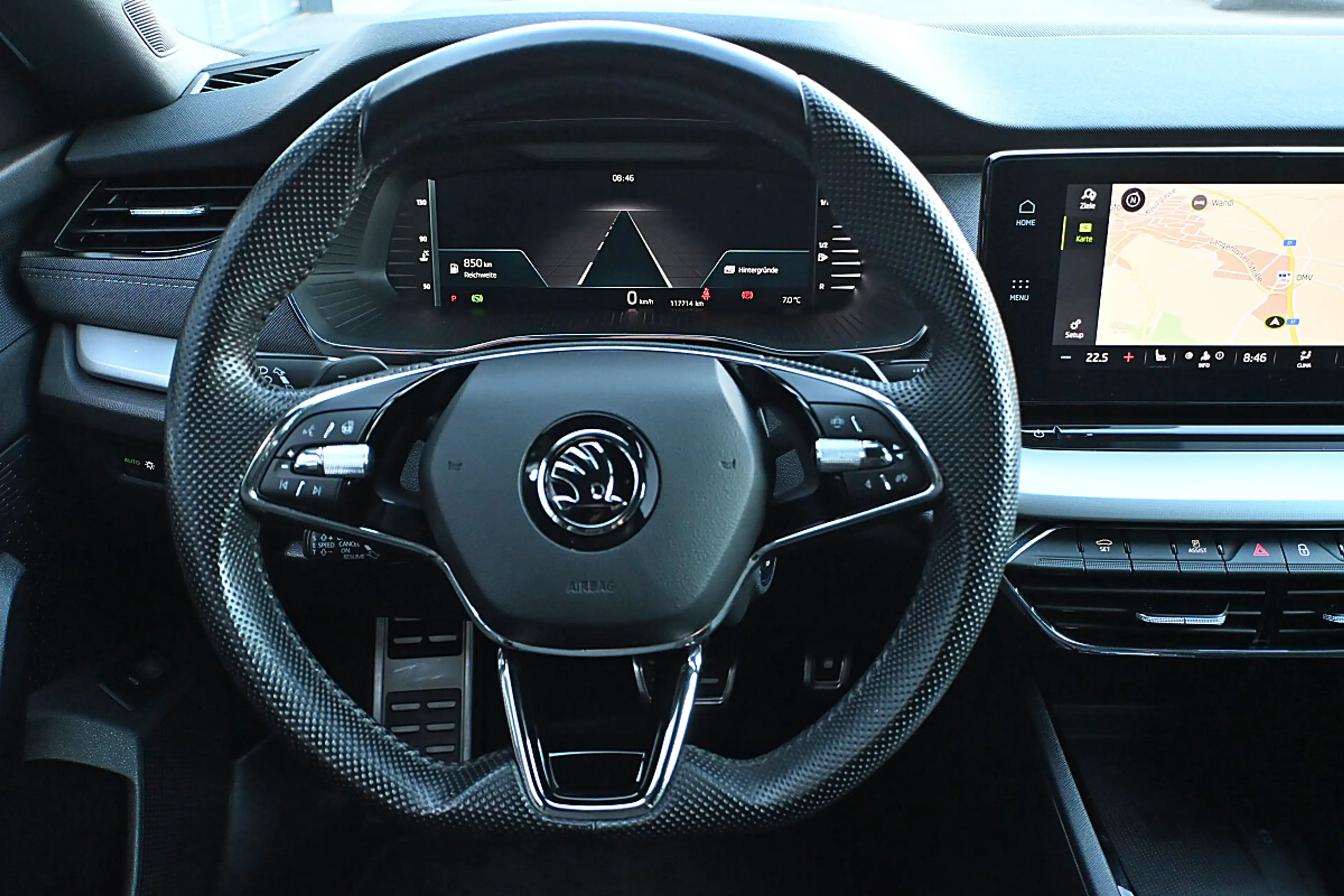 Skoda Octavia Combi 2,0 TDI Sportline DSG ACC, MatrixLED, Nav... — photo 12