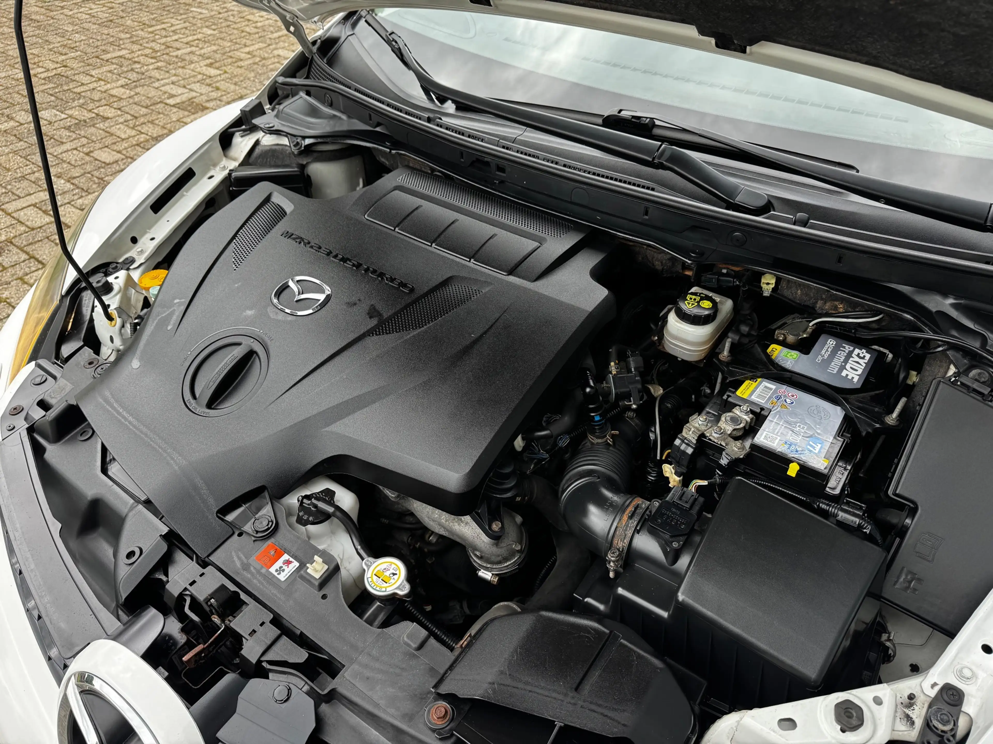 Mazda CX-7 2.3 DISI GT-L — photo 4