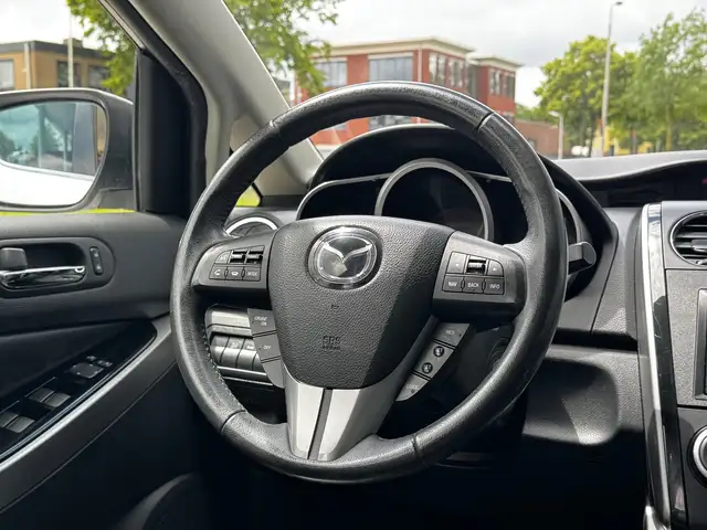Mazda CX-7 view 3