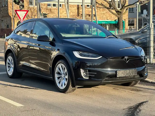 Tesla Model X MODEL X 90D PERFORMANCE+7SITZER+AHK