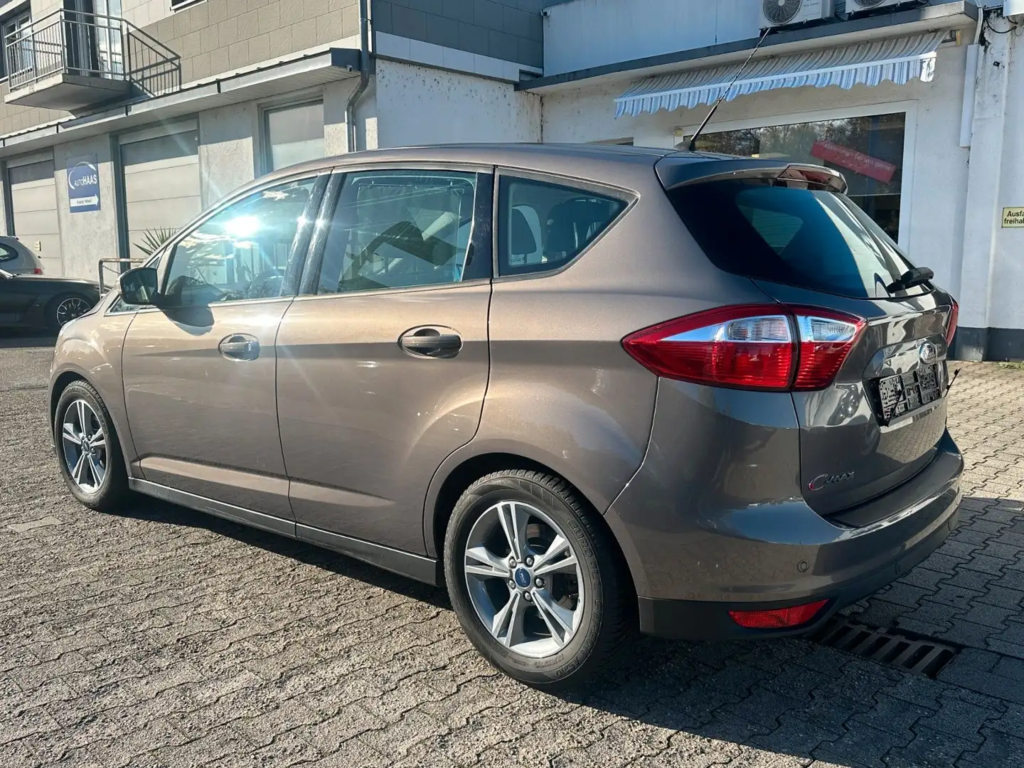 Ford C-Max C-MAX Sync Edition*1.Hand* Braun - 2