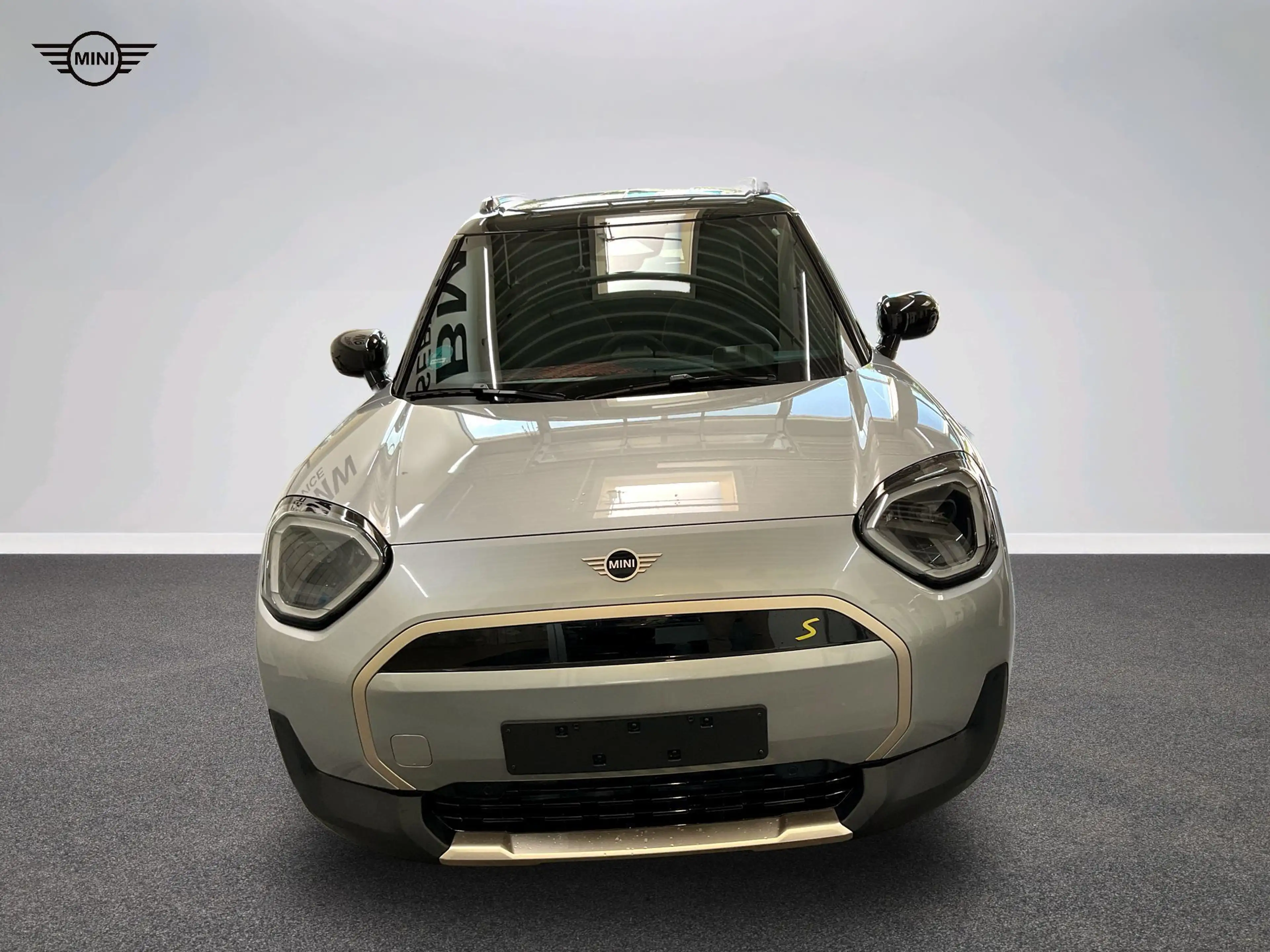 MINI Aceman Favoured Trim — photo 14