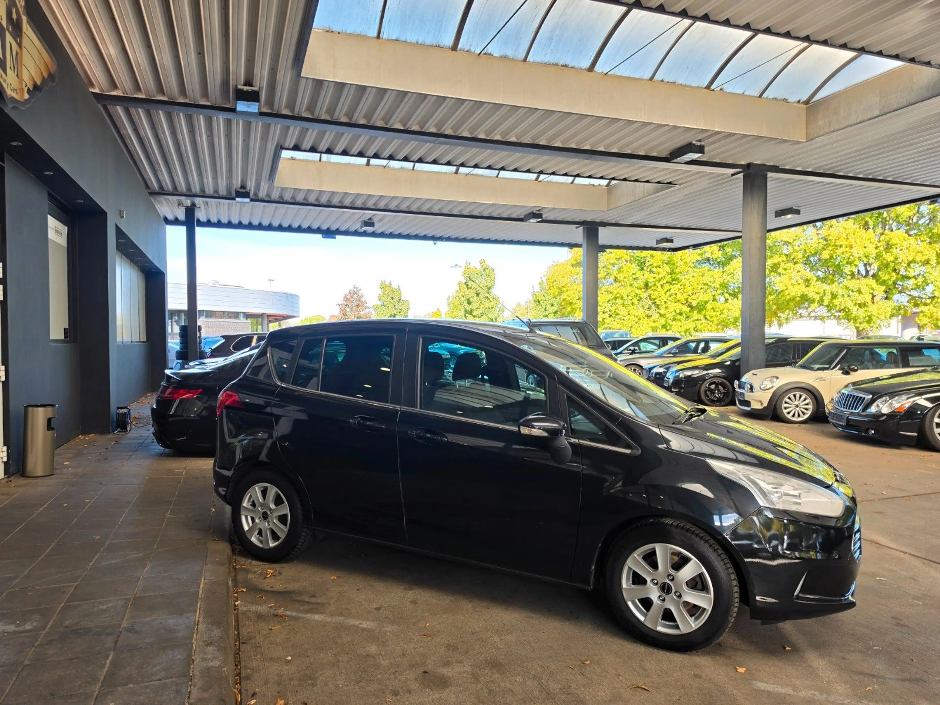 Ford B-Max Titanium SONY/NAVI/LM/METALLIC/Parkassist — photo 4