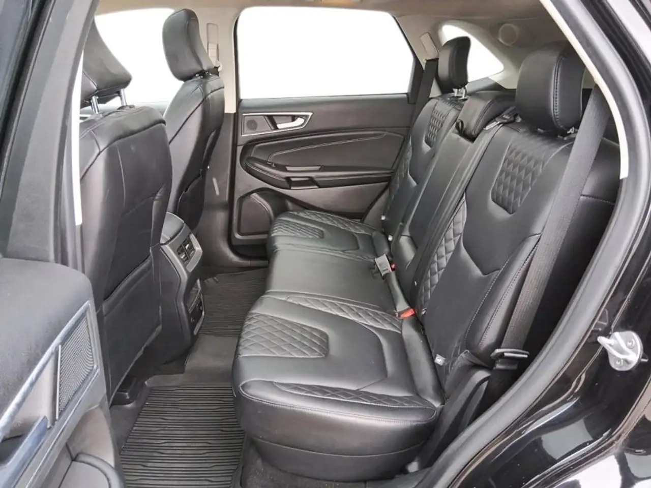 Ford Edge photo Ford Edge