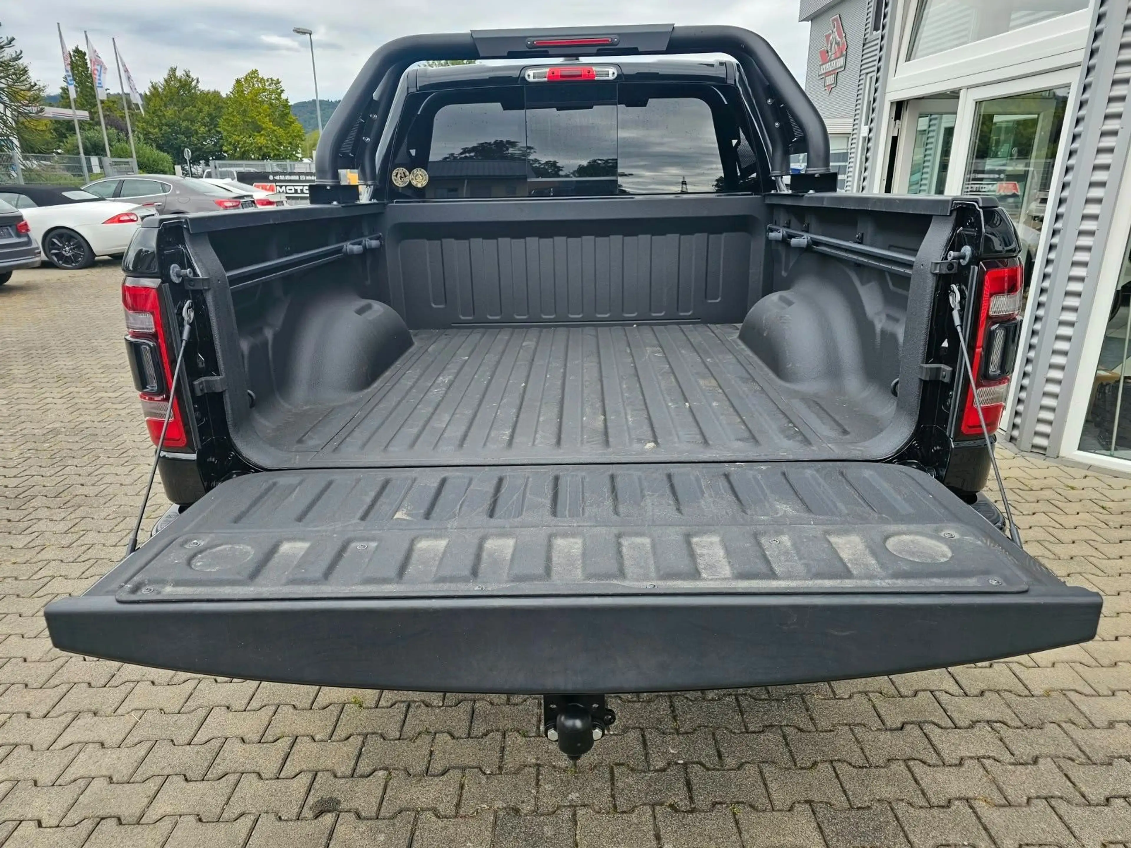 Dodge RAM BIG HORN 1500 Laramie LPG (BRC) M/T Reifen neu — photo 8