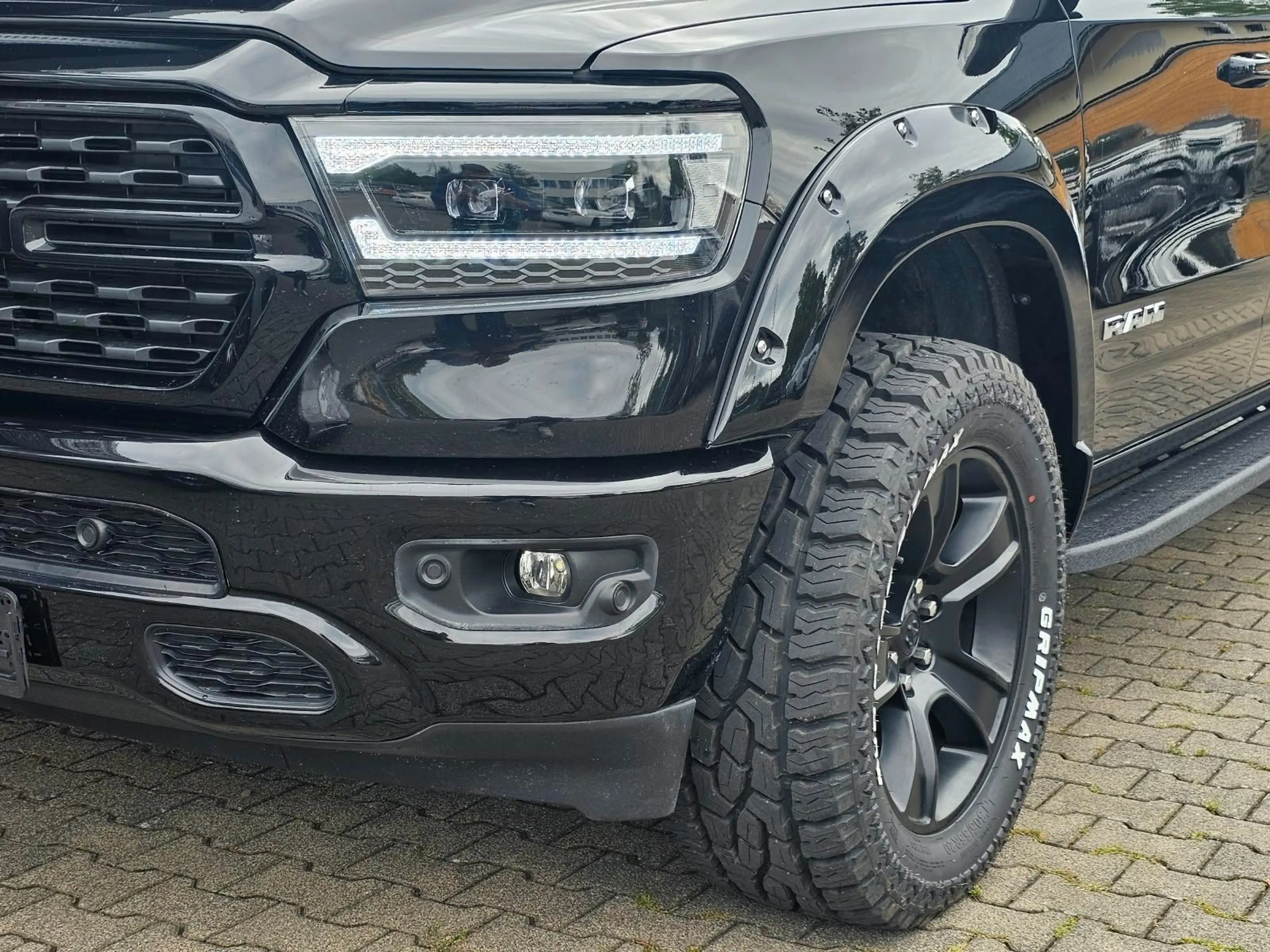 Dodge RAM BIG HORN 1500 Laramie LPG (BRC) M/T Reifen neu — photo 4
