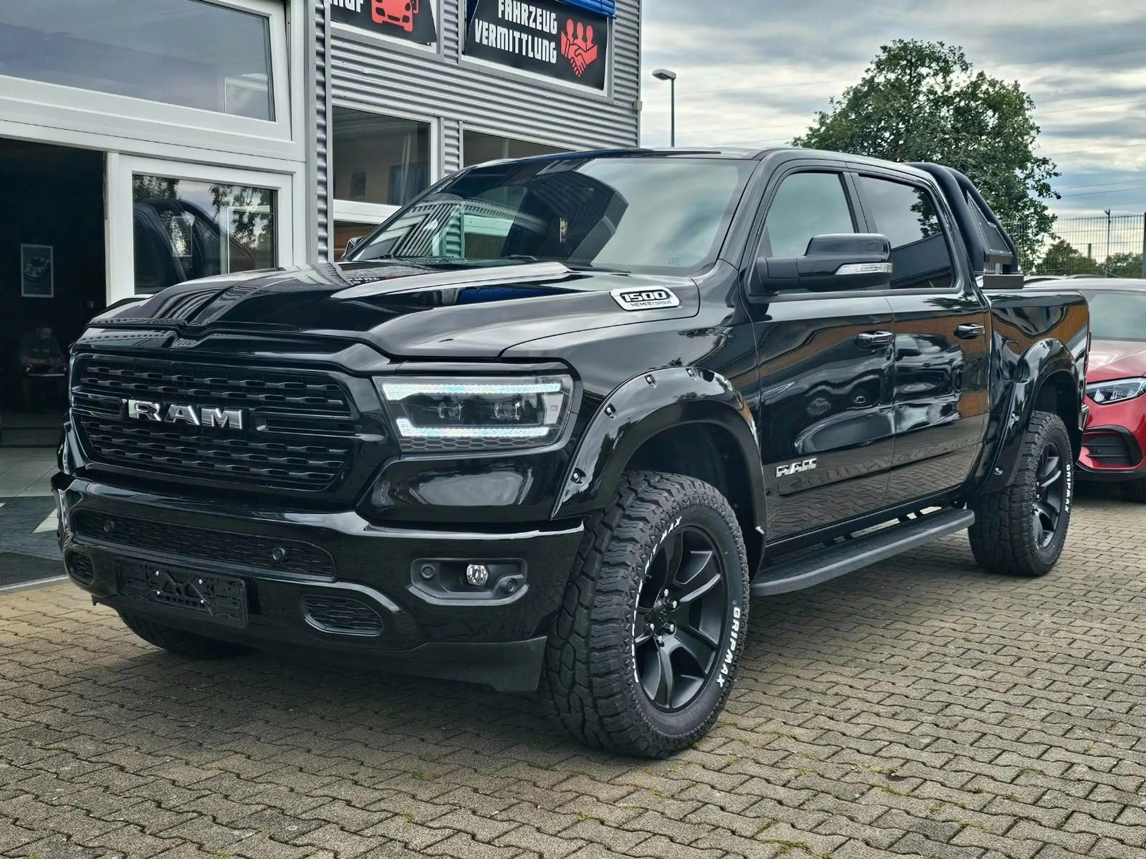 Dodge RAM BIG HORN 1500 Laramie LPG (BRC) M/T Reifen neu — photo 3