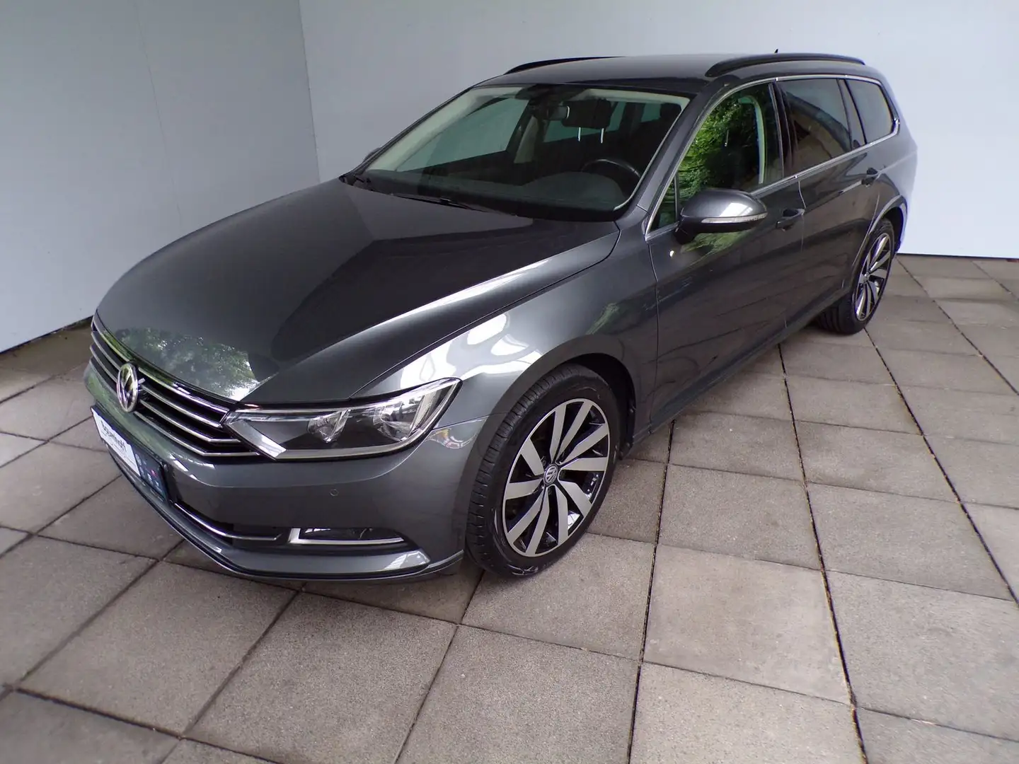 Volkswagen Passat Variant PASSAT VARIANT 2.0 TDI COMFORTLINE AHK+18'+NAVI Argent - 2