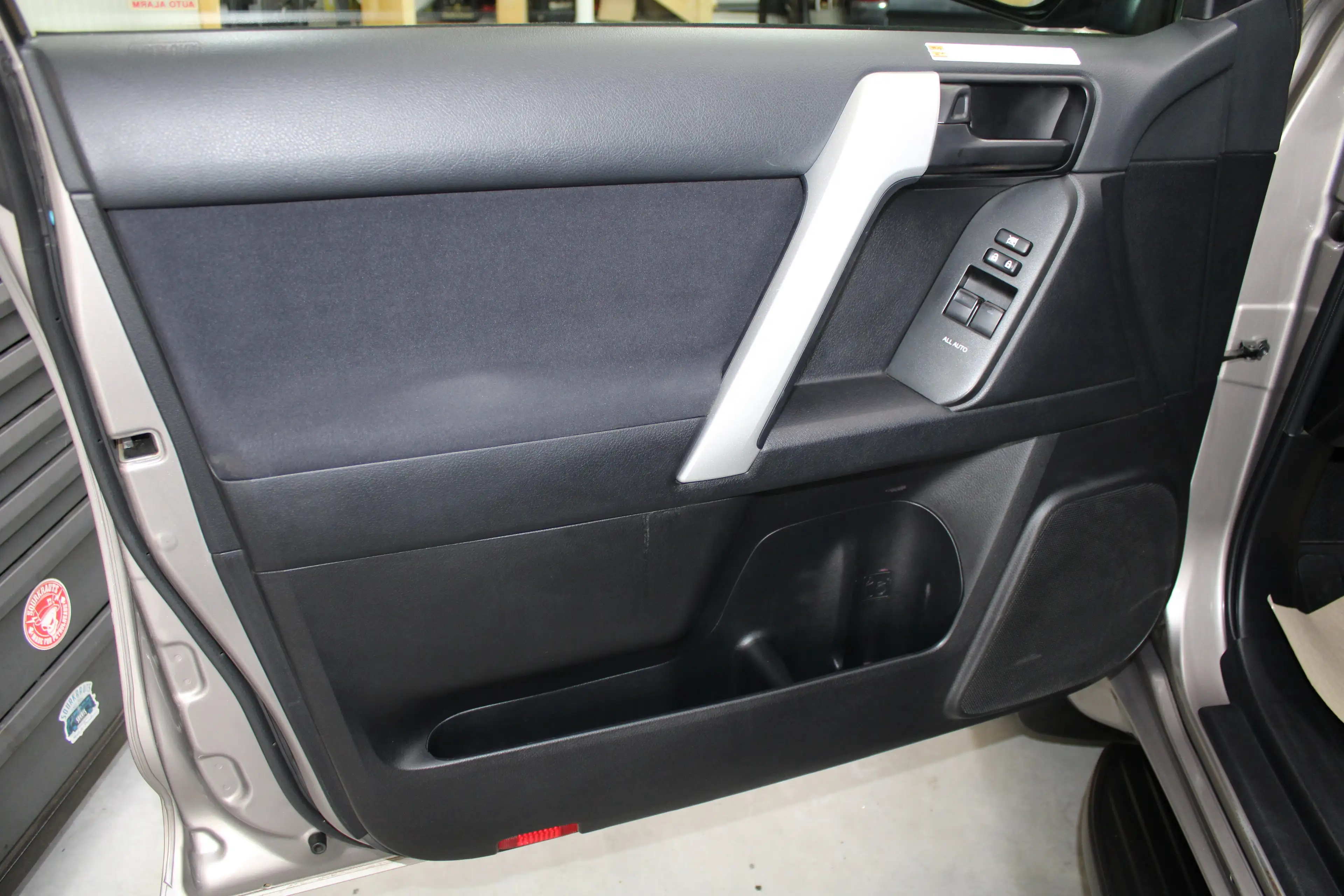 Toyota Land Cruiser Comfort — photo 13