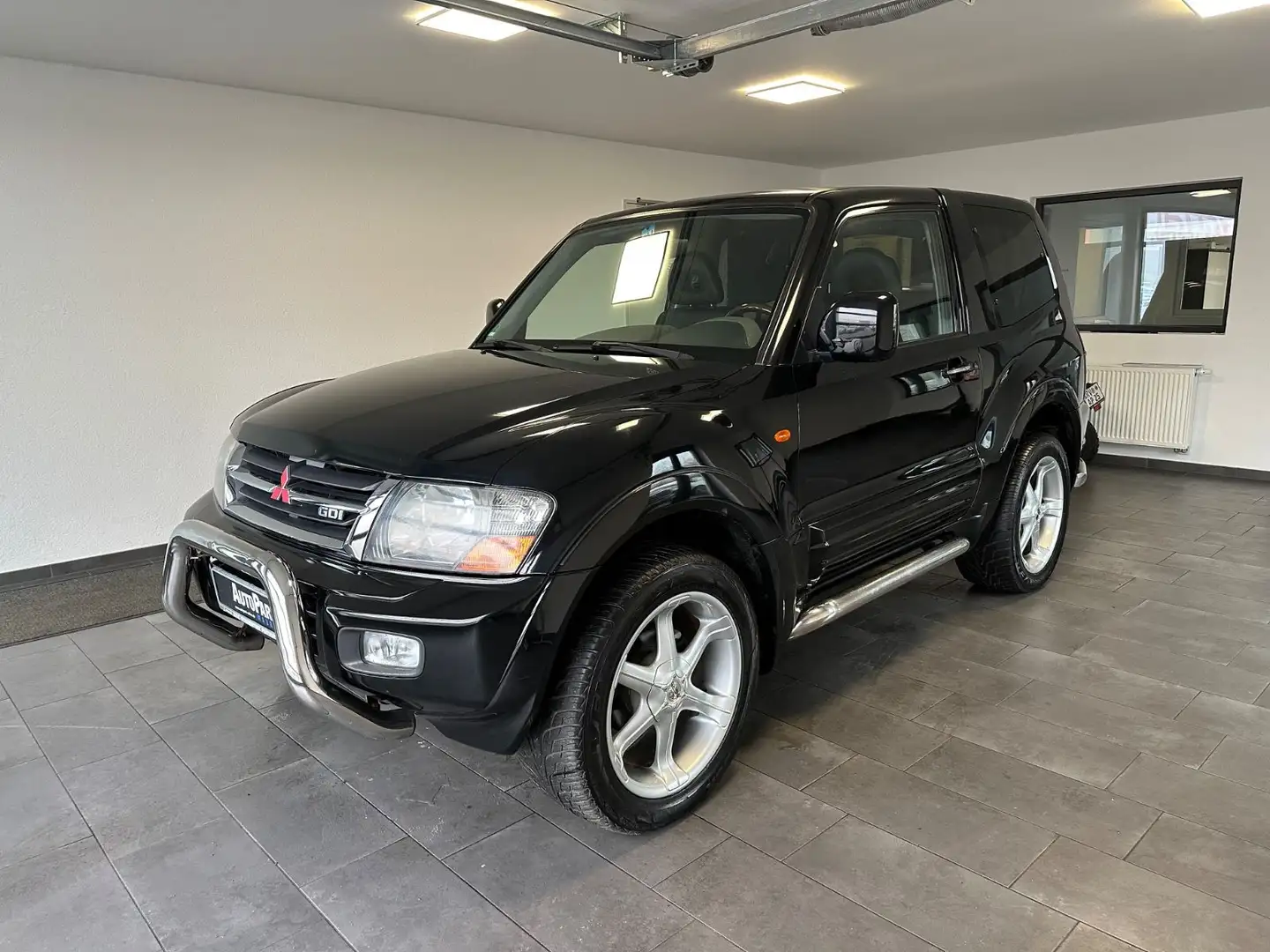 Mitsubishi Pajero 3,5 GDI Elegance Leder*Chromteile*Sitzhei Negro - 1