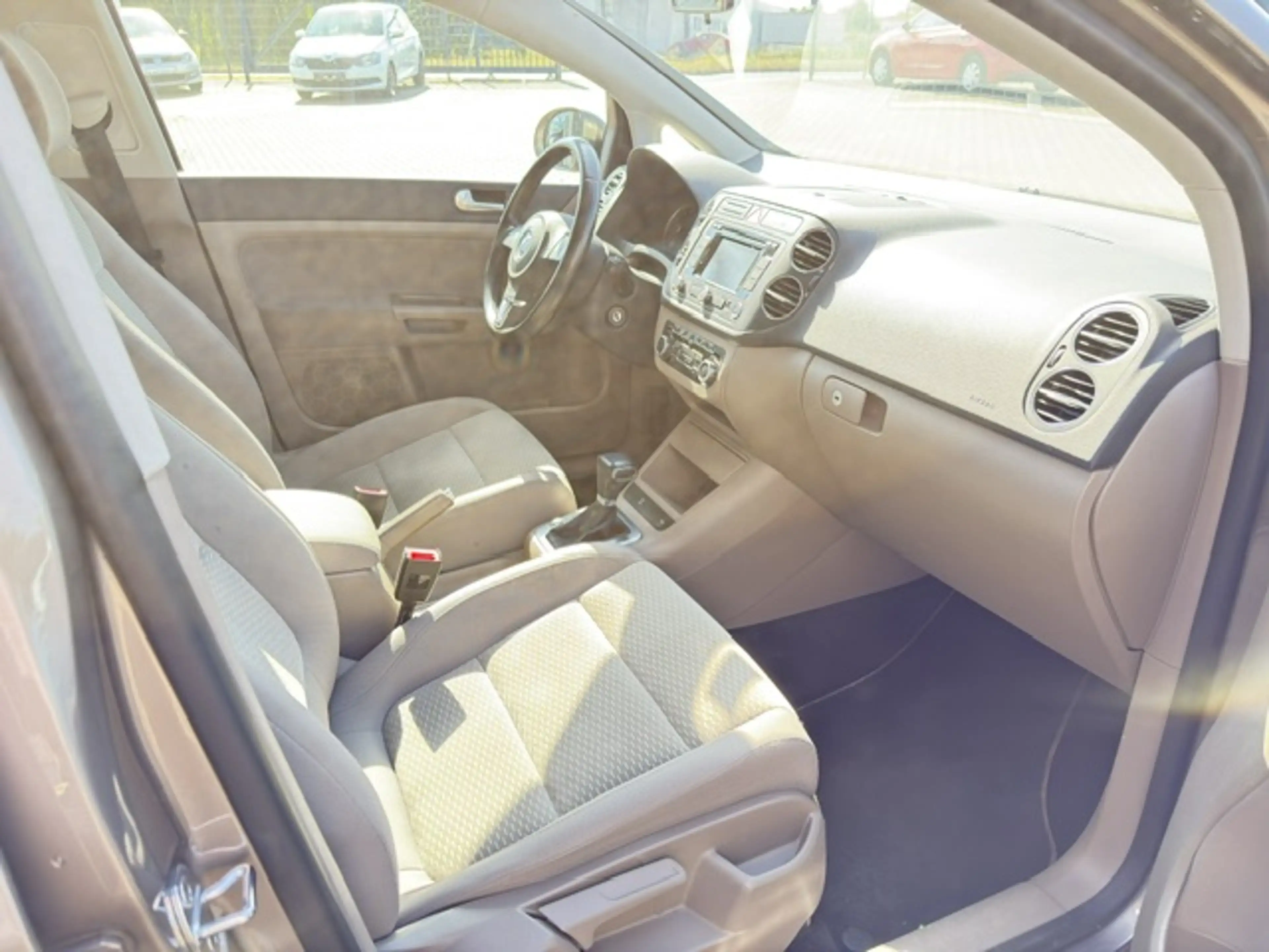 Volkswagen Golf Plus Comfortline NAVI/ALU/PDC/AHK — photo 7