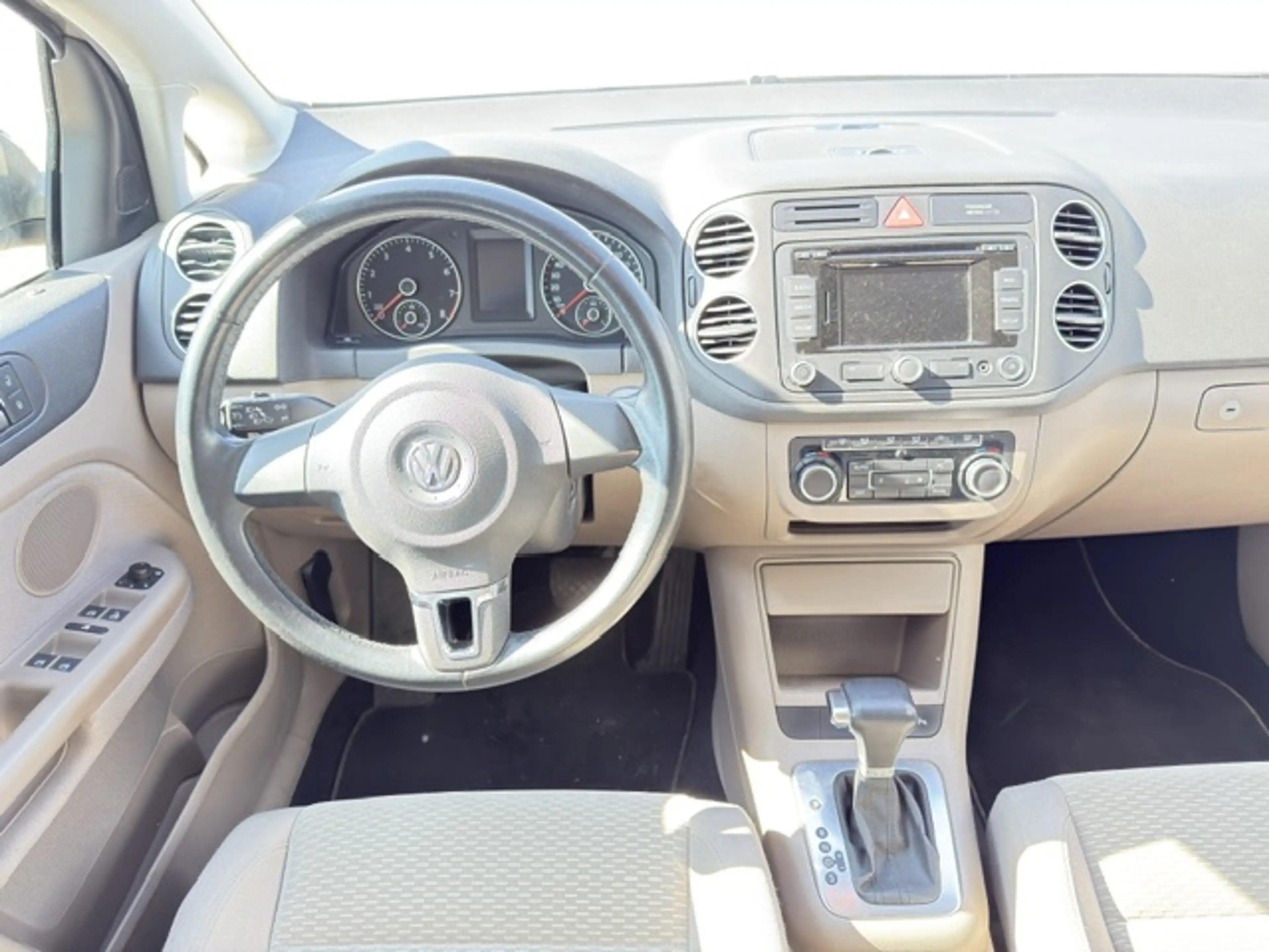 Volkswagen Golf Plus Comfortline NAVI/ALU/PDC/AHK — photo 9