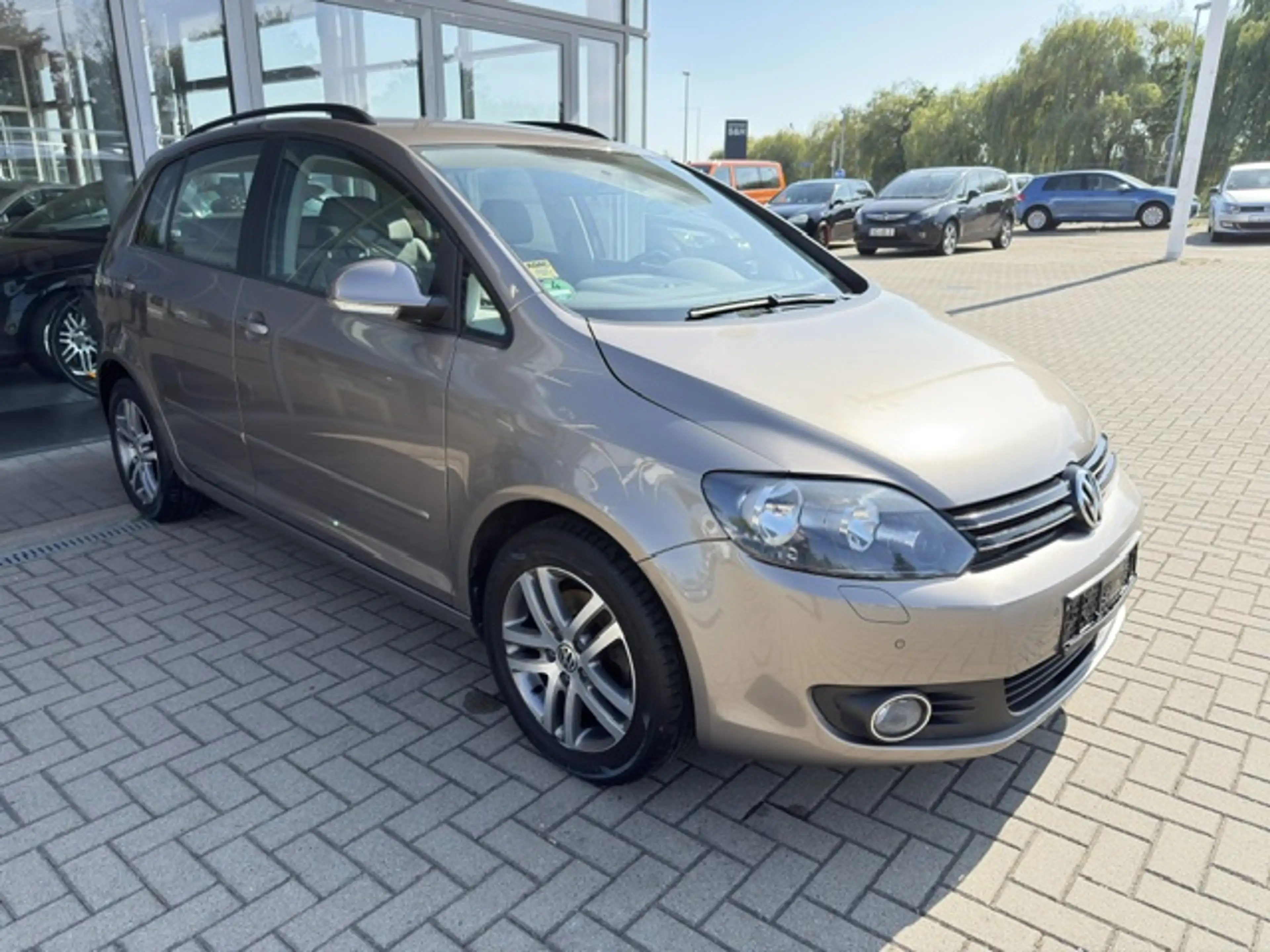 Volkswagen Golf Plus Comfortline NAVI/ALU/PDC/AHK — photo 3