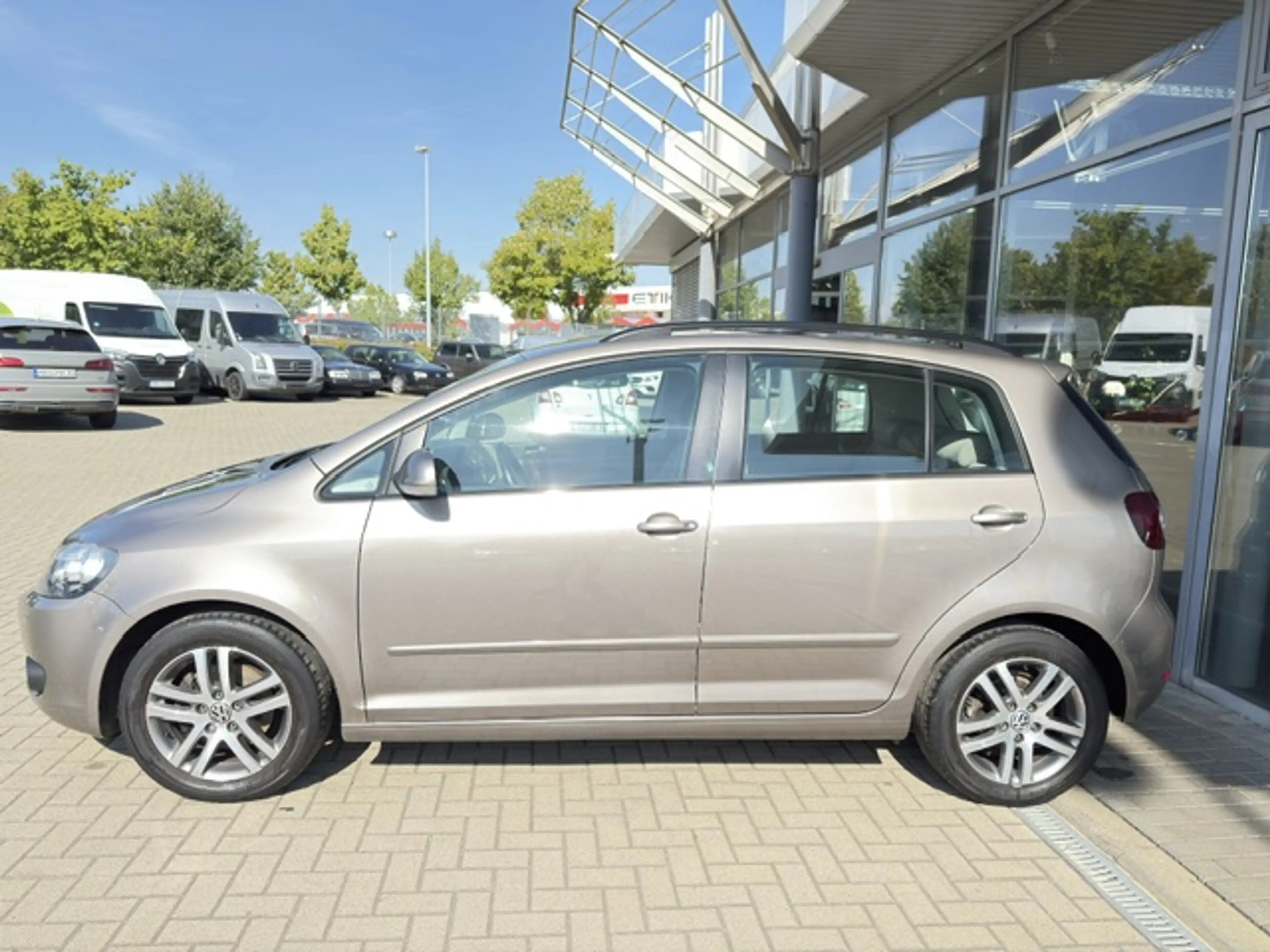 Volkswagen Golf Plus Comfortline NAVI/ALU/PDC/AHK — photo 5