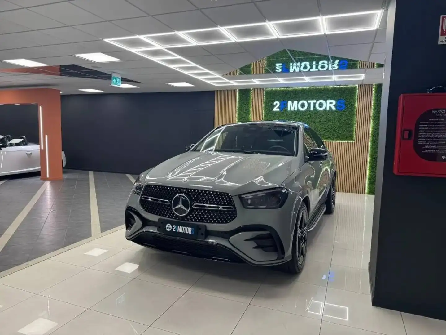 Mercedes-Benz GLE 300 300 d AMG Line Premium Plus 4matic auto Gris - 2