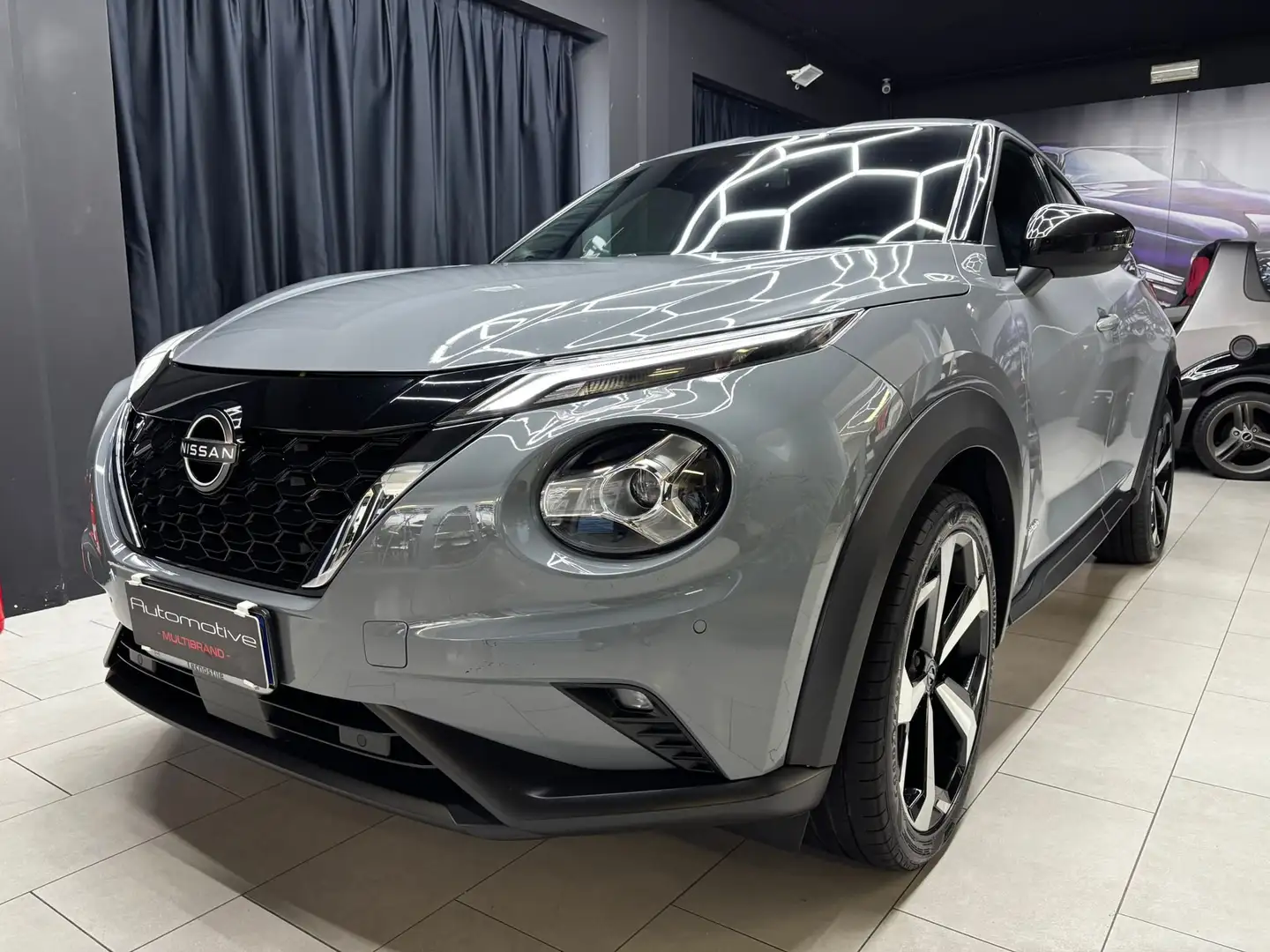 Nissan Juke Juke 1.6 hev N-Connecta Grigio - 1