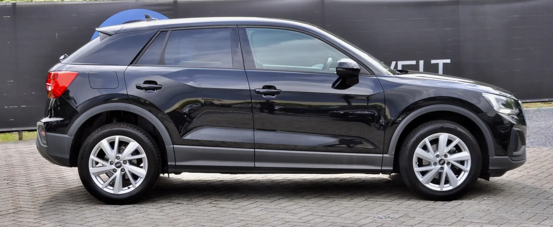 Audi Q2 35 TFSI S-TRONIC ZETELVERW CAMERA GETINTE RAMEN Negro - 2