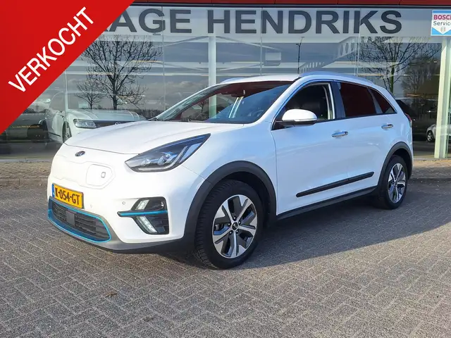 Kia e-Niro ExecutiveLine 64 kWh | SOH: 95,7% | Leder | Climat