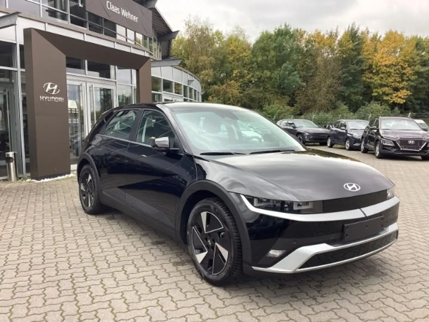 Hyundai IONIQ 5 Basis (MY25) 63 kWh (170 PS) 2WD, Wärmepumpe Noir - 2