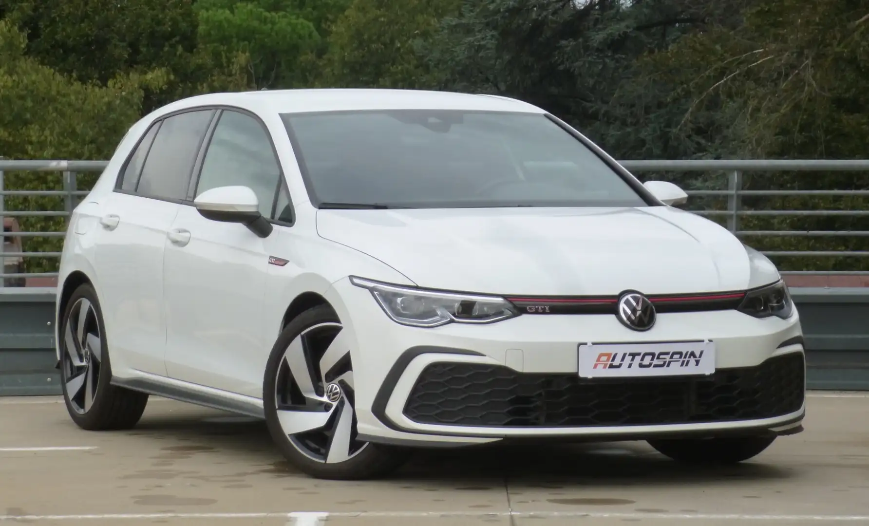 Volkswagen Golf GTI Golf 2.0 TSI GTI DSG Blanc - 2