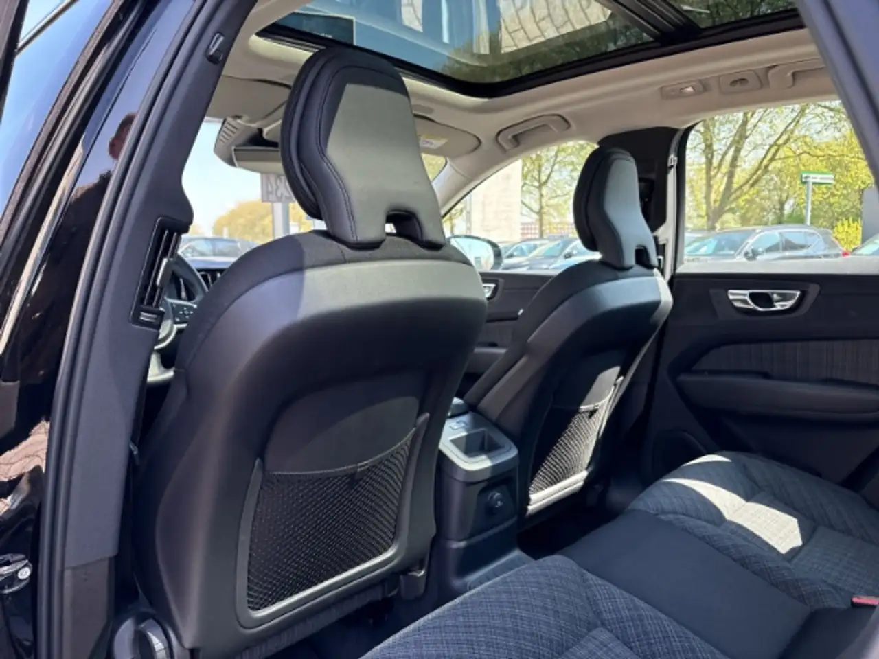 Volvo XC60 Recharge T6 AWD 18''LM AHK Pano eStandhz Winterpak, миниатюра 19
