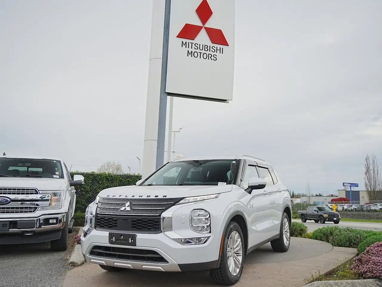 2024 Mitsubishi Outlander