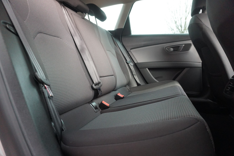 SEAT Leon ST 1.2 TSI Style Navi SHZ PDC — photo 26