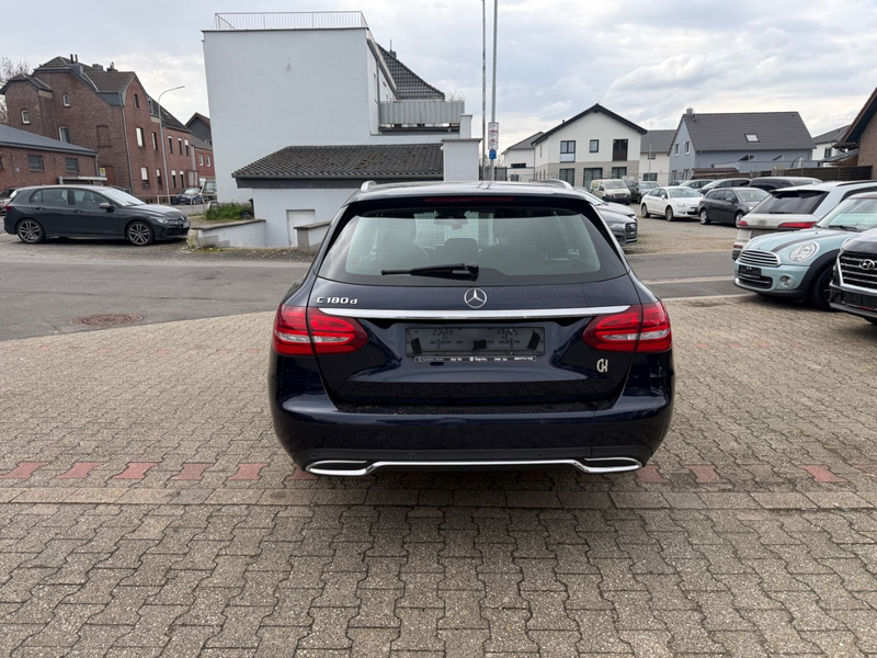 Mercedes-Benz C 180 T d ILS LEDER TEMPO PDC NAVI 6-Gang — photo 5