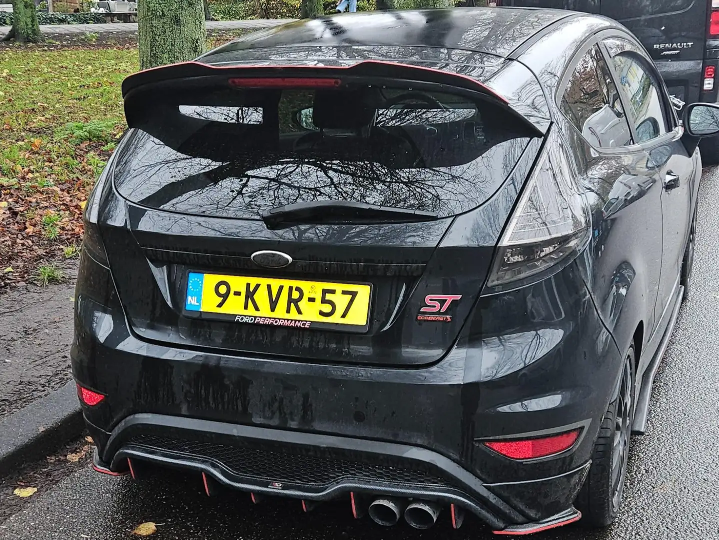 Ford Fiesta Fiesta 1.6 ST2 Zwart - 2