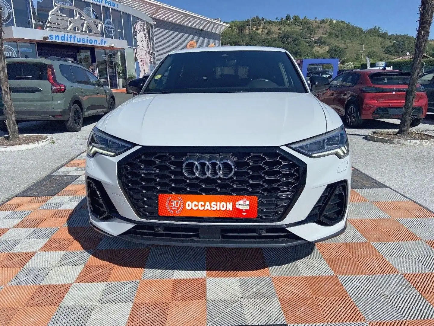 Audi Q3 40 TDI QUATTRO S-LINE Blanc - 2