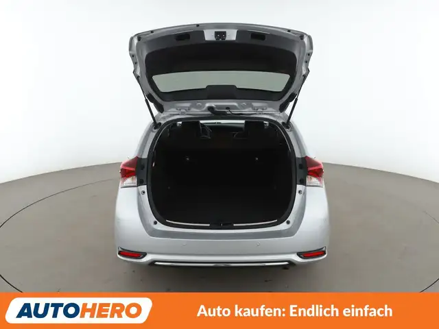 Toyota Auris view 16