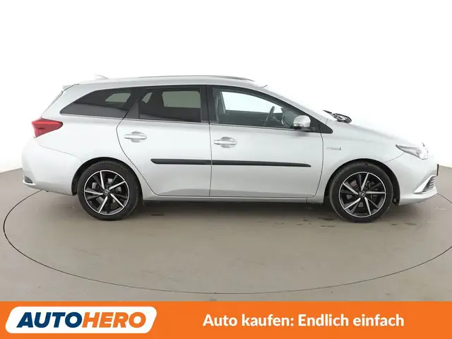 Toyota Auris view 7