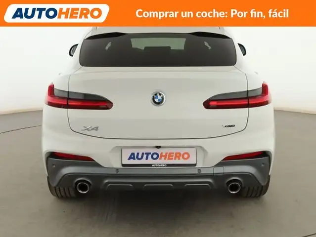BMW X4 view 5