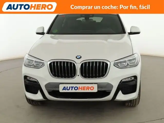 BMW X4 view 9