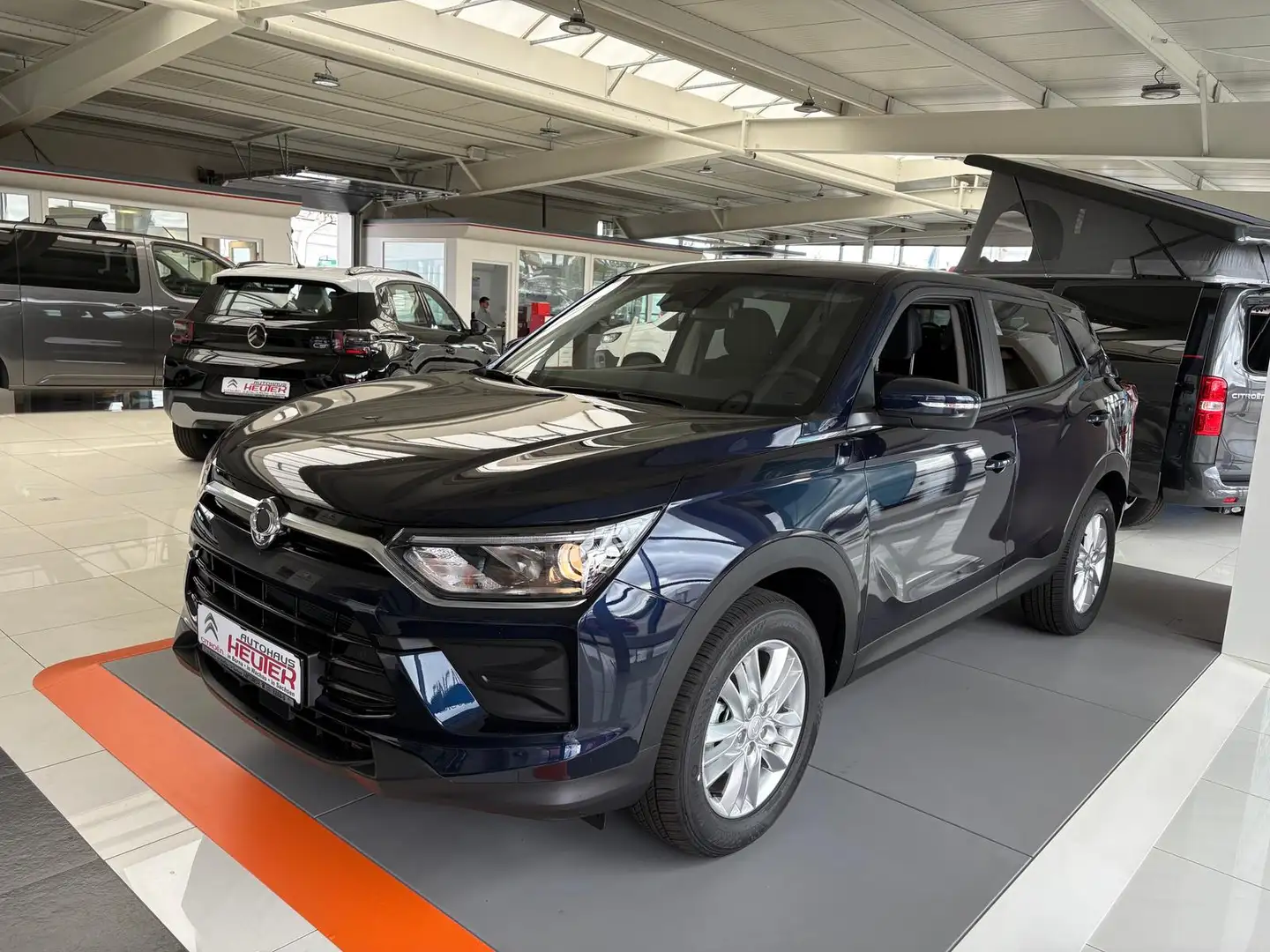 KGM Korando 1.5 T-GDi 120kW Nomad 6A/T Blau - 1