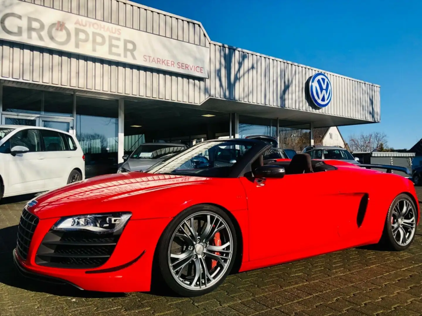 Audi R8 GT Spyder 5.2 FSI quattro Carbon AUDI EXCLUSI Rojo - 2