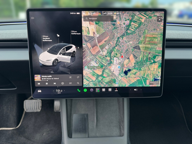 Tesla Model 3 Basis RWD**1.BESITZ** — photo 15