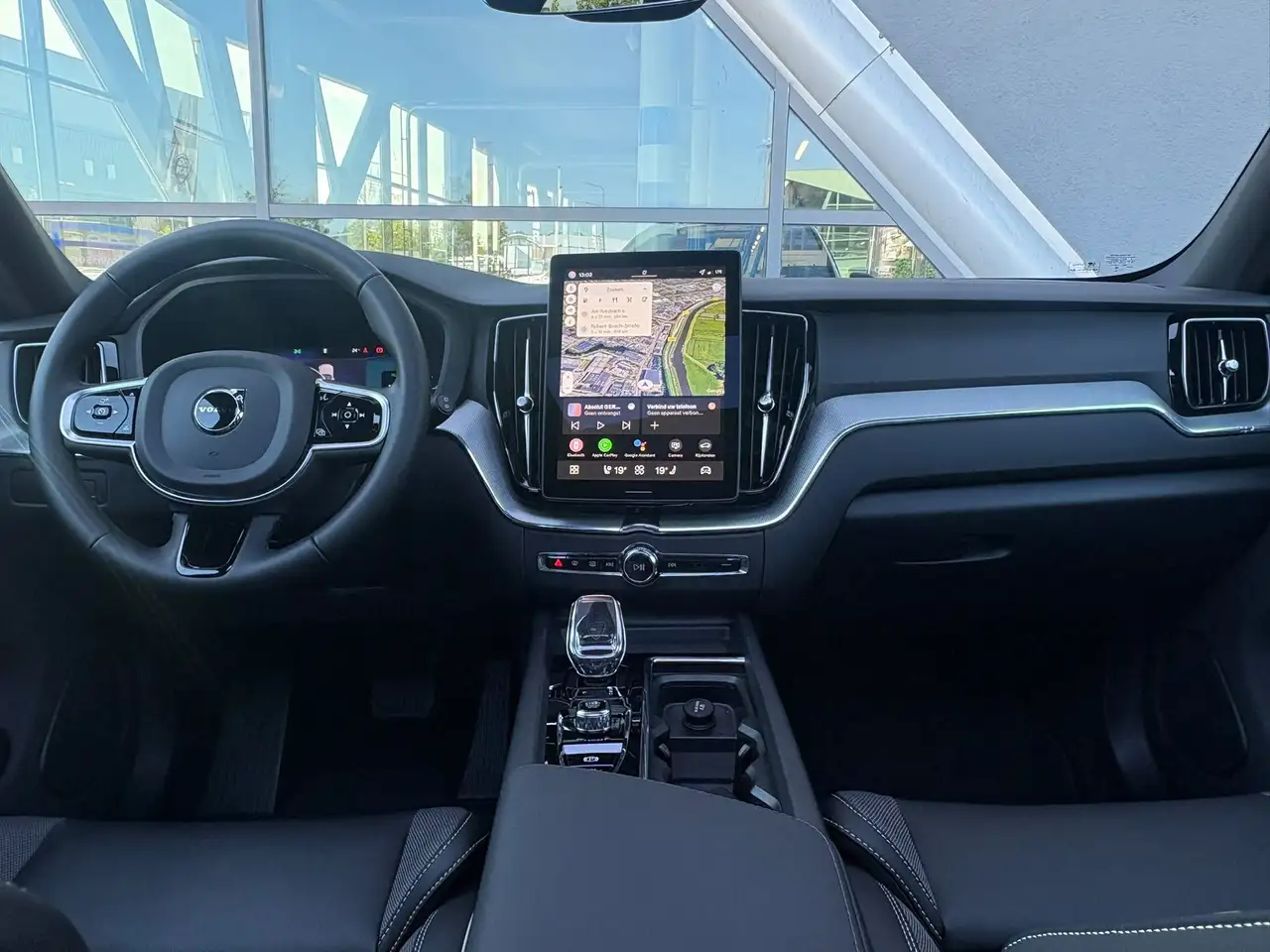 Volvo XC60 2.0 T8 Plug-in hybrid AWD Ultra Black Edition 455p, миниатюра 5