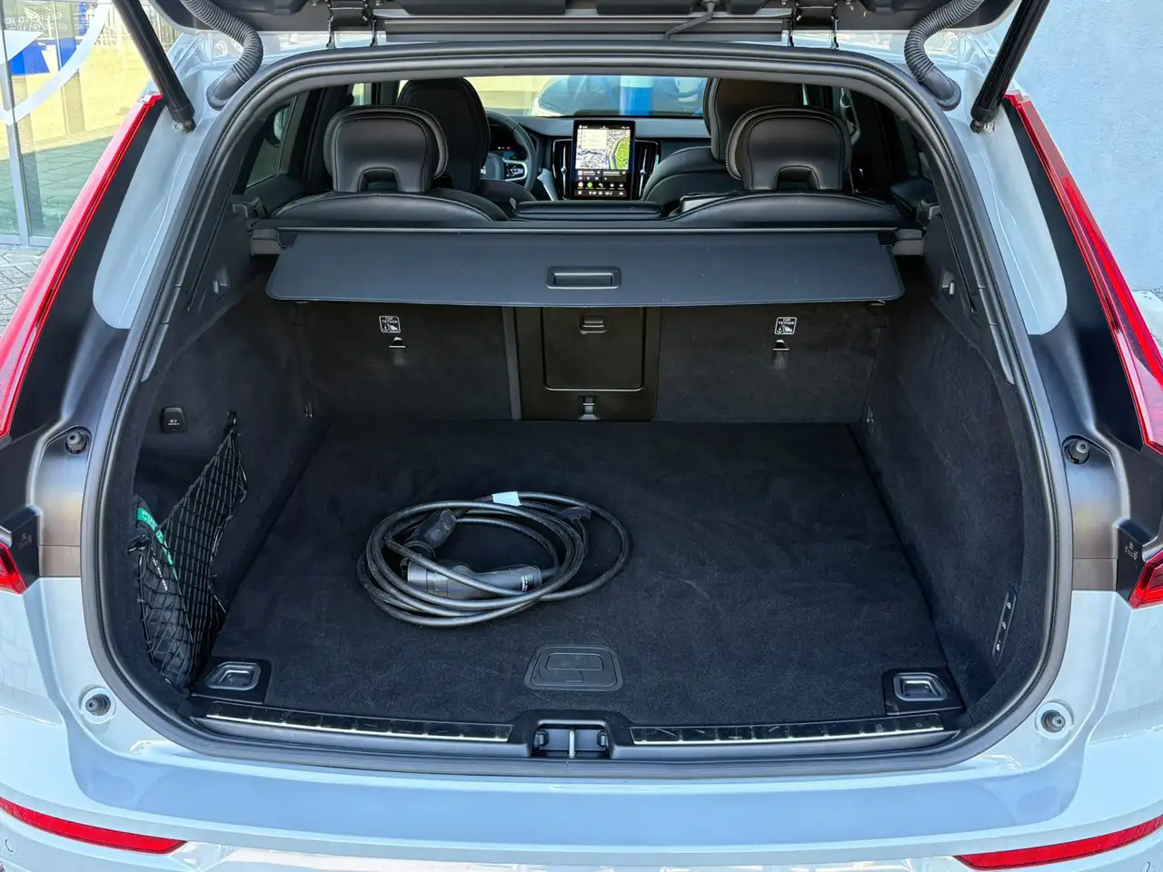 Volvo XC60 2.0 T8 Plug-in hybrid AWD Ultra Black Edition 455p, миниатюра 30