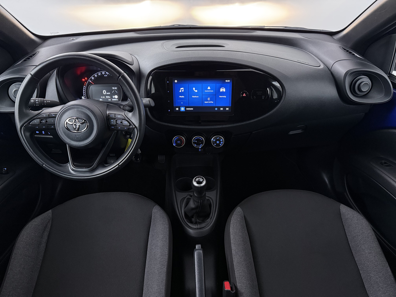Toyota Aygo X 1.0 VVT-i MT Play | Apple CarPlay / Android Auto ( — photo 15