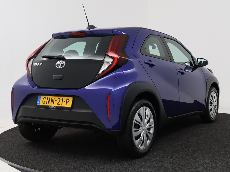 Toyota Aygo X 1.0 VVT-i MT Play | Apple CarPlay / Android Auto ( — photo 3