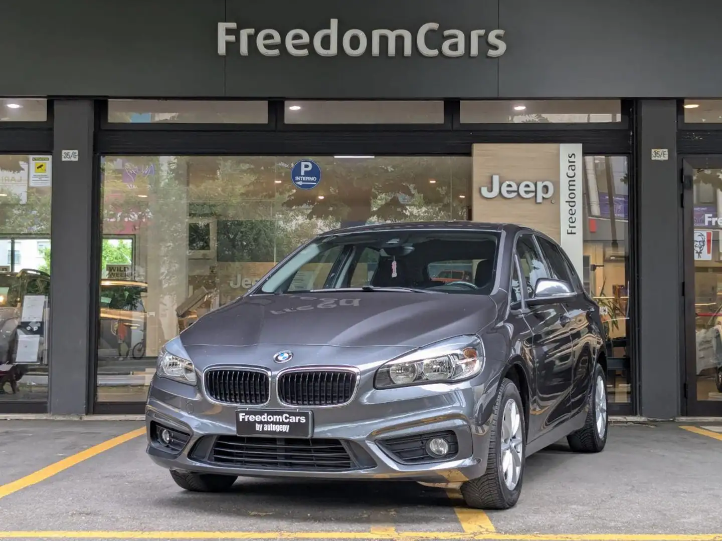 BMW 216 i Active Tourer Gris - 1